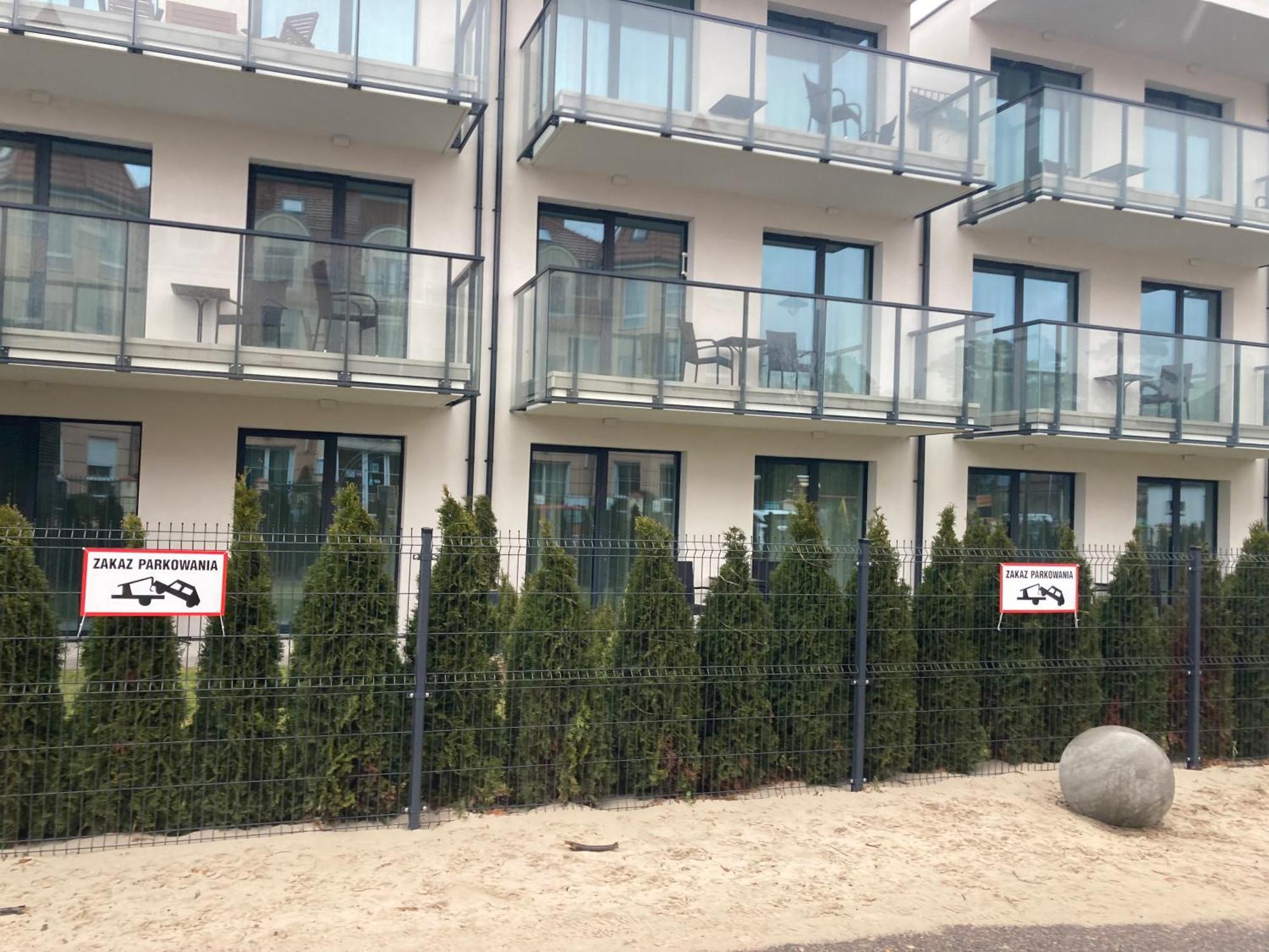 E-Baltic - Niechorze, Your Beachfront Apartments, Екстериор снимка