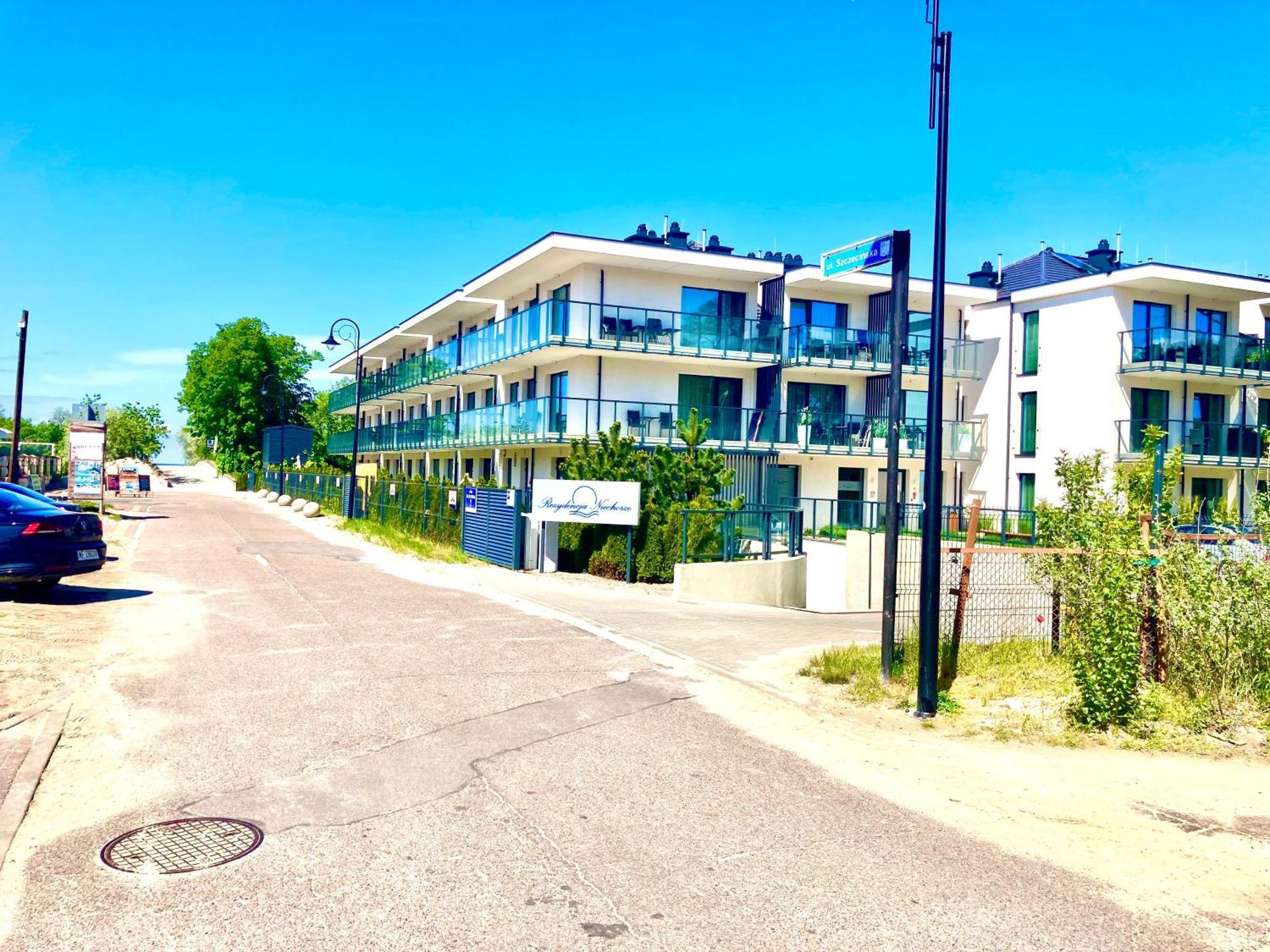 E-Baltic - Niechorze, Your Beachfront Apartments, Екстериор снимка